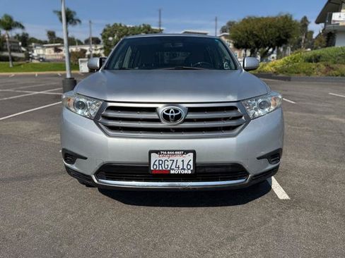 Used 2011 Toyota Highlander 2WD image 12