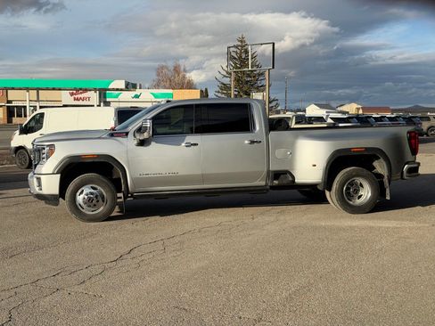 Used 2021 GMC Sierra 3500 Denali w/ Denali Ultimate Package image 6
