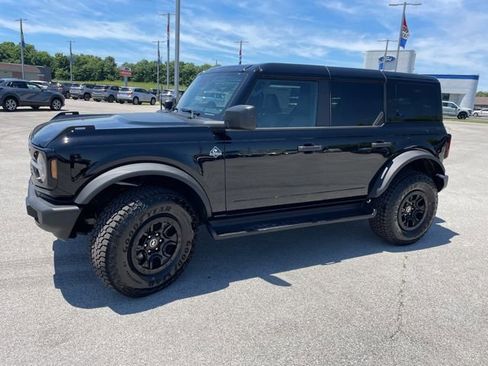 New 2026 Ford Bronco Outer Banks w/ Sasquatch Package AWD/4WD image 6