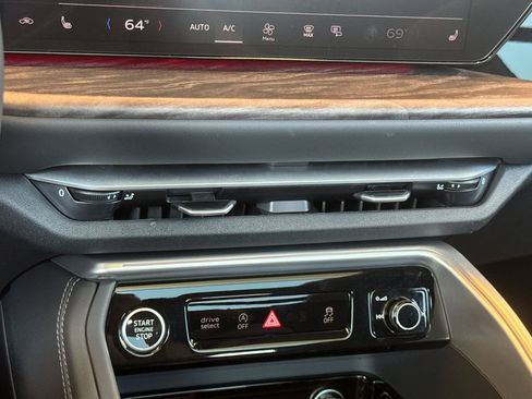 Certified 2025 Audi Q5 Premium AWD/4WD image 28