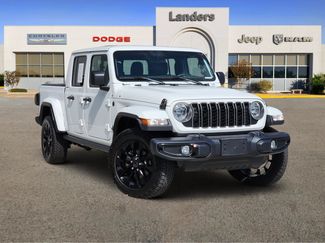 Used 2025 Jeep Gladiator Sport AWD/4WD video 1