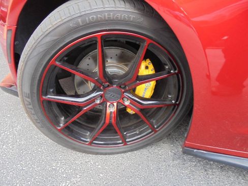 Used 2017 Chevrolet Camaro LT RWD image 29