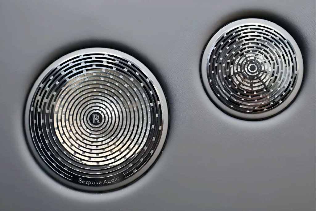 New 2027 Rolls-Royce Cullinan Black Badge AWD/4WD image 8