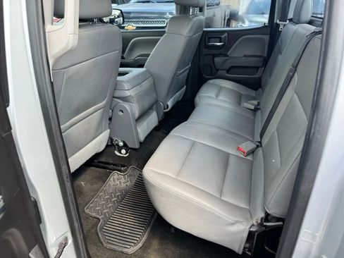 Used 2018 Chevrolet Silverado 1500 W/T RWD image 14