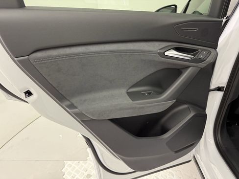 New 2025 Audi SQ6 e-tron Premium image 24