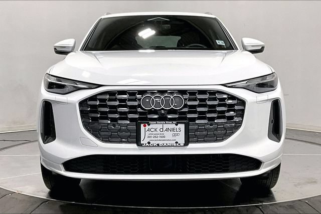 Used 2026 Audi Q5 Premium AWD/4WD image 2