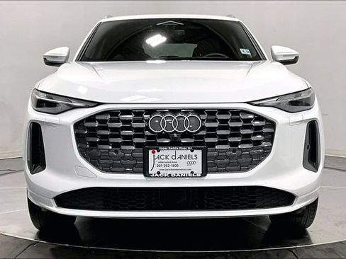 Used 2026 Audi Q5 Premium AWD/4WD image 2