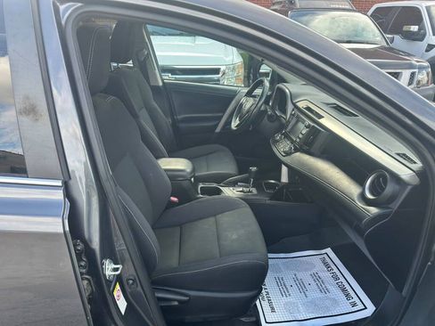 Used 2018 Toyota RAV4 XLE w/ Plus Extra Value Package AWD/4WD image 12