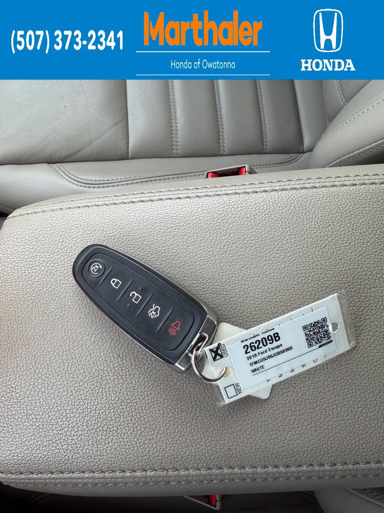 Used 2018 Ford Escape Titanium w/ Ford Safe & Smart Package AWD/4WD image 29