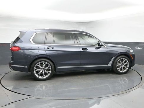Used 2019 BMW X7 xDrive40i w/ Premium Package AWD/4WD image 9