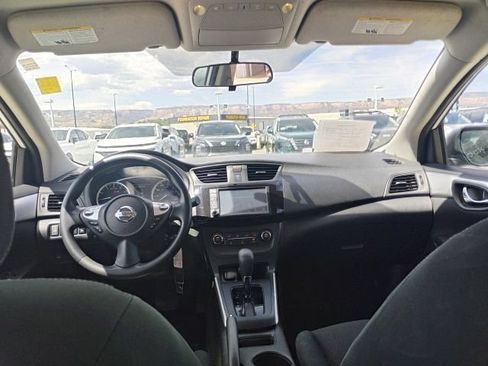 Used 2019 Nissan Sentra S FWD image 11