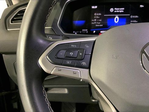 Used 2024 Volkswagen Tiguan SE FWD image 18