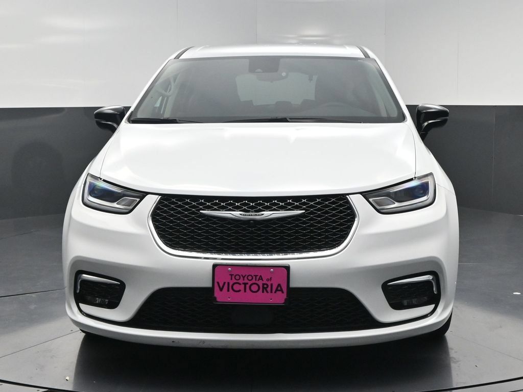 Used 2024 Chrysler Pacifica Limited FWD image 15