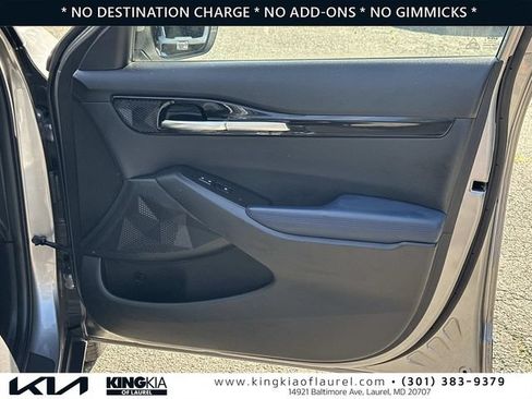 Used 2024 Kia Seltos S AWD/4WD image 15
