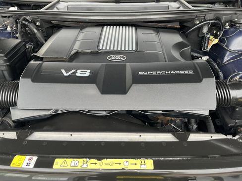 Used 2011 Land Rover Range Rover Supercharged AWD/4WD image 9