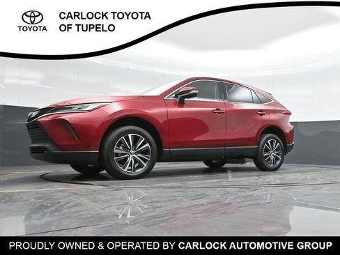 Used 2023 Toyota Venza LE image 41