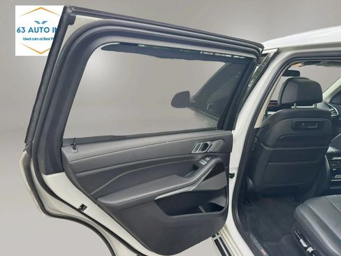 Used 2019 BMW X7 xDrive40i w/ Premium Package AWD/4WD image 25