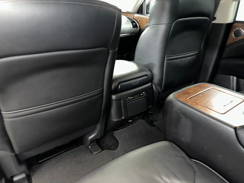 Used 2024 Nissan Armada SL w/ Captain's Chairs Package AWD/4WD image 21
