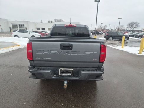 Used 2022 Chevrolet Colorado LT w/ LT Convenience Package image 8