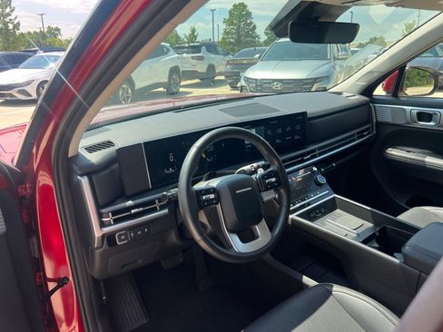 Used 2025 Hyundai Santa Fe SEL FWD image 26
