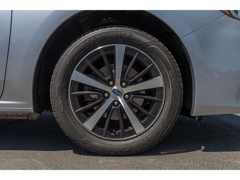 Used 2019 Subaru Impreza 2.0i Premium image 9