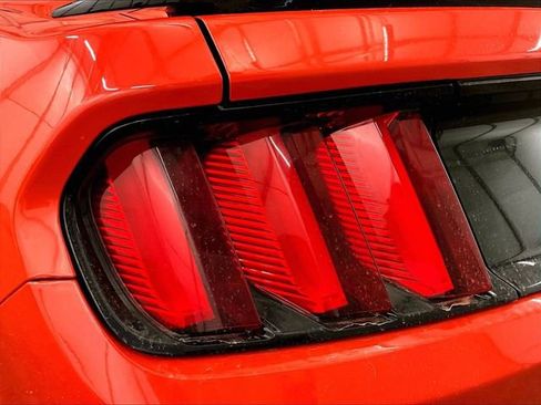 Used 2016 Ford Mustang Coupe w/ Equipment Group 051A RWD image 28