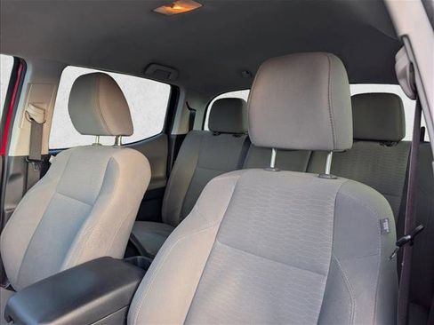 Used 2018 Toyota Tacoma SR w/ SR Convenience Package image 13