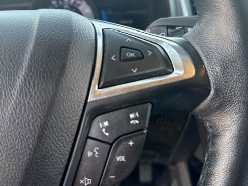 Certified 2023 Ford Edge SEL w/ Convenience Package AWD/4WD image 17