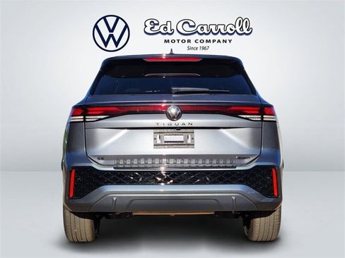 New 2026 Volkswagen Tiguan SE R-Line image 6