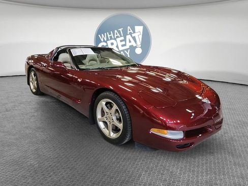 Used 2003 Chevrolet Corvette Coupe w/ Preferred Equipment Group image 1