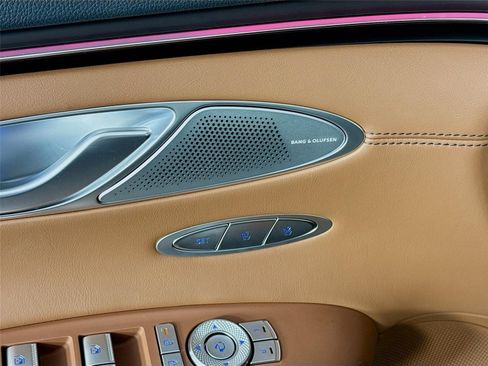 New 2026 Genesis GV70 2.5T Advanced w/ G1 Accessory Package AWD/4WD image 21