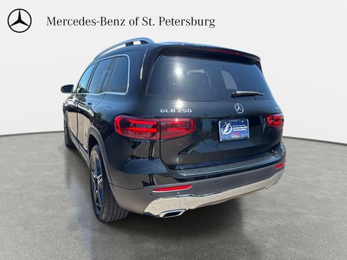New 2026 Mercedes-Benz GLB 250 4MATIC image 8
