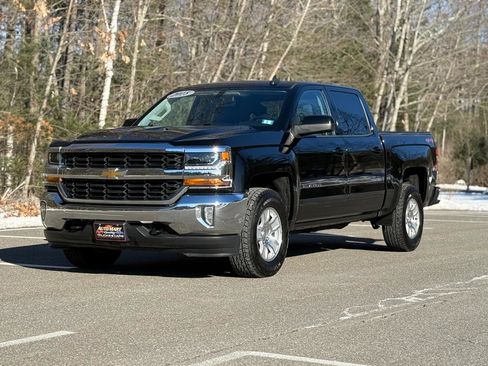 Used 2018 Chevrolet Silverado 1500 LT w/ All Star Edition image 6