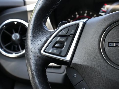 Used 2021 Chevrolet Camaro SS RWD image 7