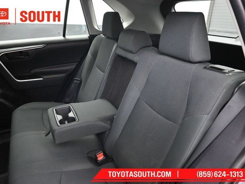 Used 2019 Toyota RAV4 LE w/ All Weather Liner Package AWD/4WD image 24