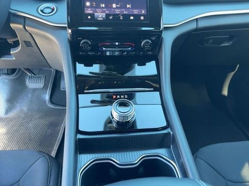 New 2026 Jeep Grand Cherokee L Laredo AWD/4WD image 18