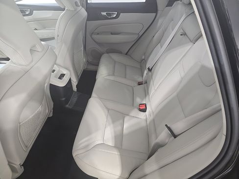 Used 2024 Volvo XC60 T8 Ultimate w/ Protection Package Premier image 19