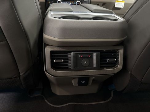 Used 2026 Ford F450 Platinum AWD/4WD image 22