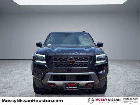 Certified 2022 Nissan Frontier Pro-X w/ Technology Package RWD image 3