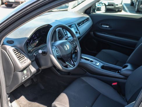 Used 2022 Honda HR-V LX image 19