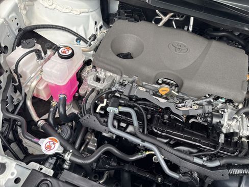 Used 2023 Toyota Sienna LE FWD image 34