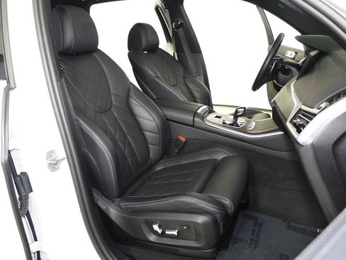 Used 2023 BMW X5 sDrive40i w/ Parking Assistance Package RWD image 19