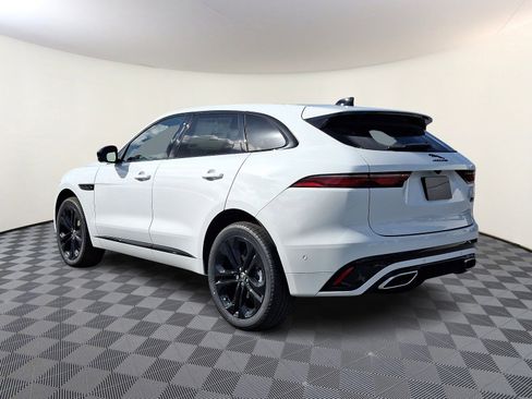 New 2026 Jaguar F-PACE R-Dynamic S image 2