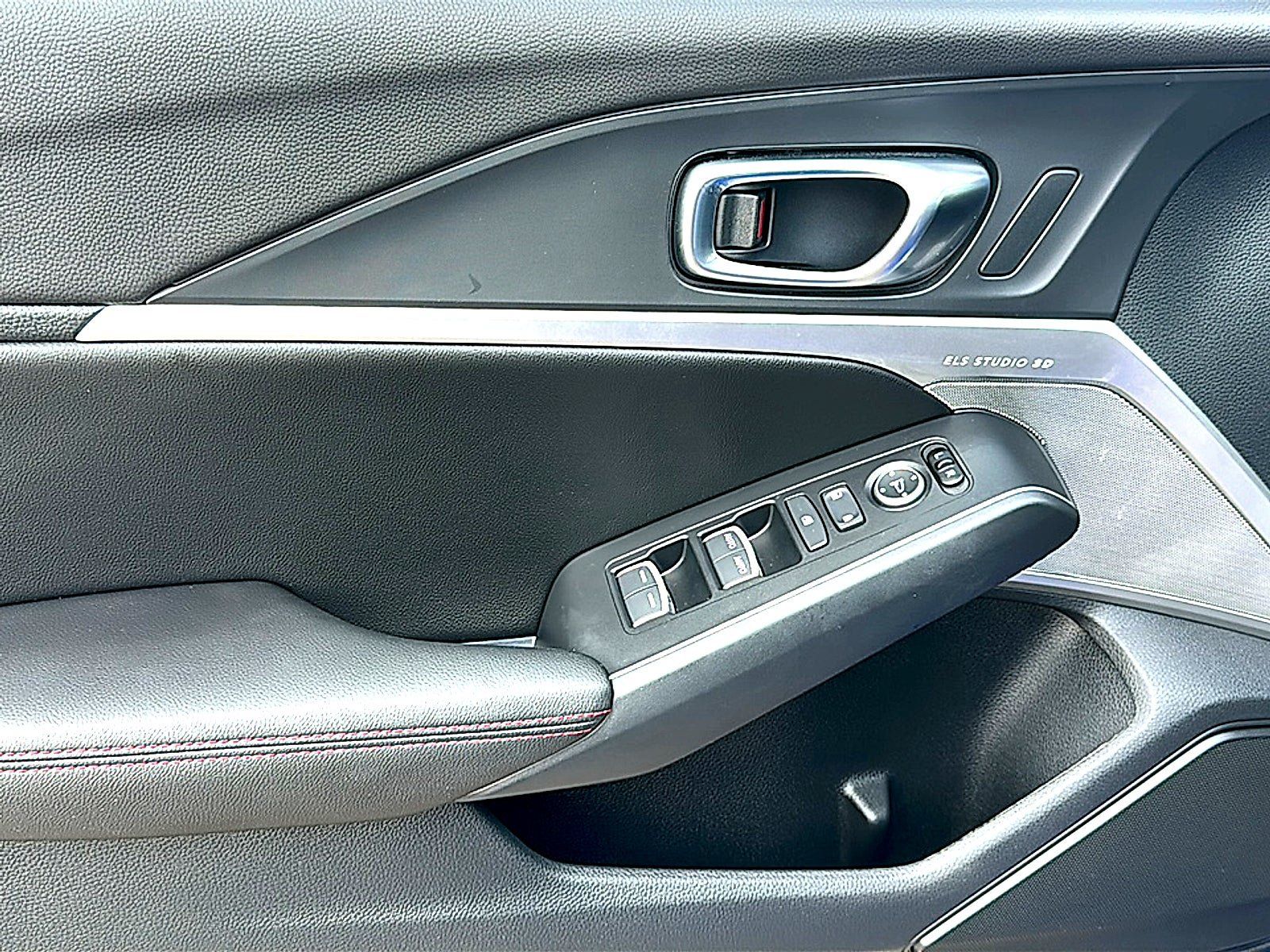 Used 2025 Acura Integra Type S FWD image 16