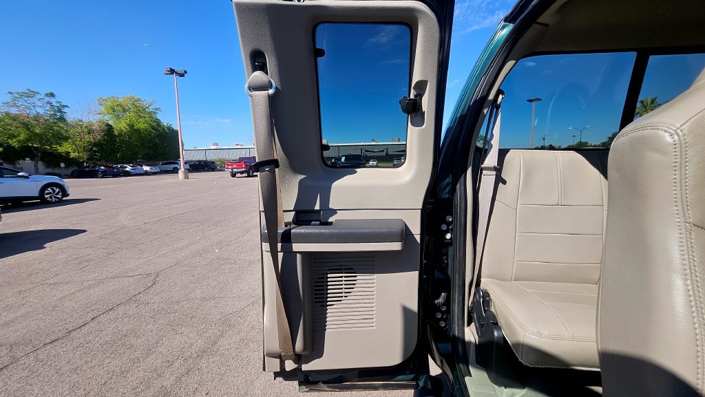 Used 2009 Ford F350 FX4 AWD/4WD image 18