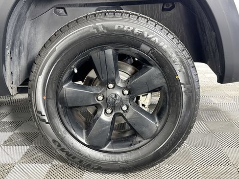 Used 2020 RAM 1500 Classic Warlock w/ Electronics Group image 35