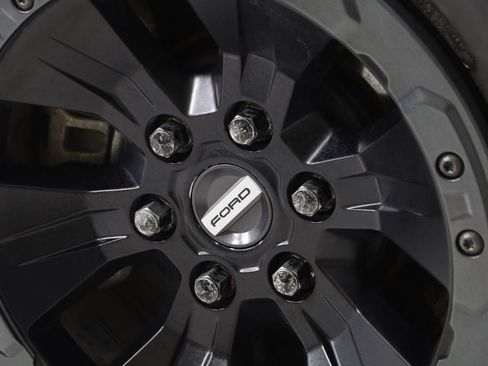 Used 2018 Ford F150 Raptor w/ Equipment Group 802A Luxury image 19