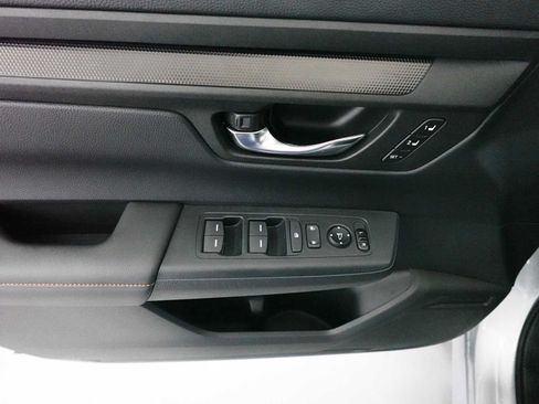Used 2025 Honda CR-V Sport-L image 11