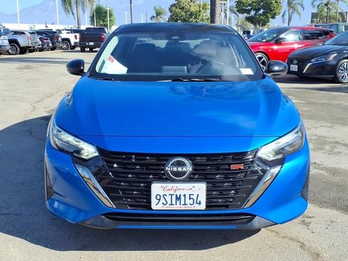 Certified 2025 Nissan Sentra SR FWD image 2