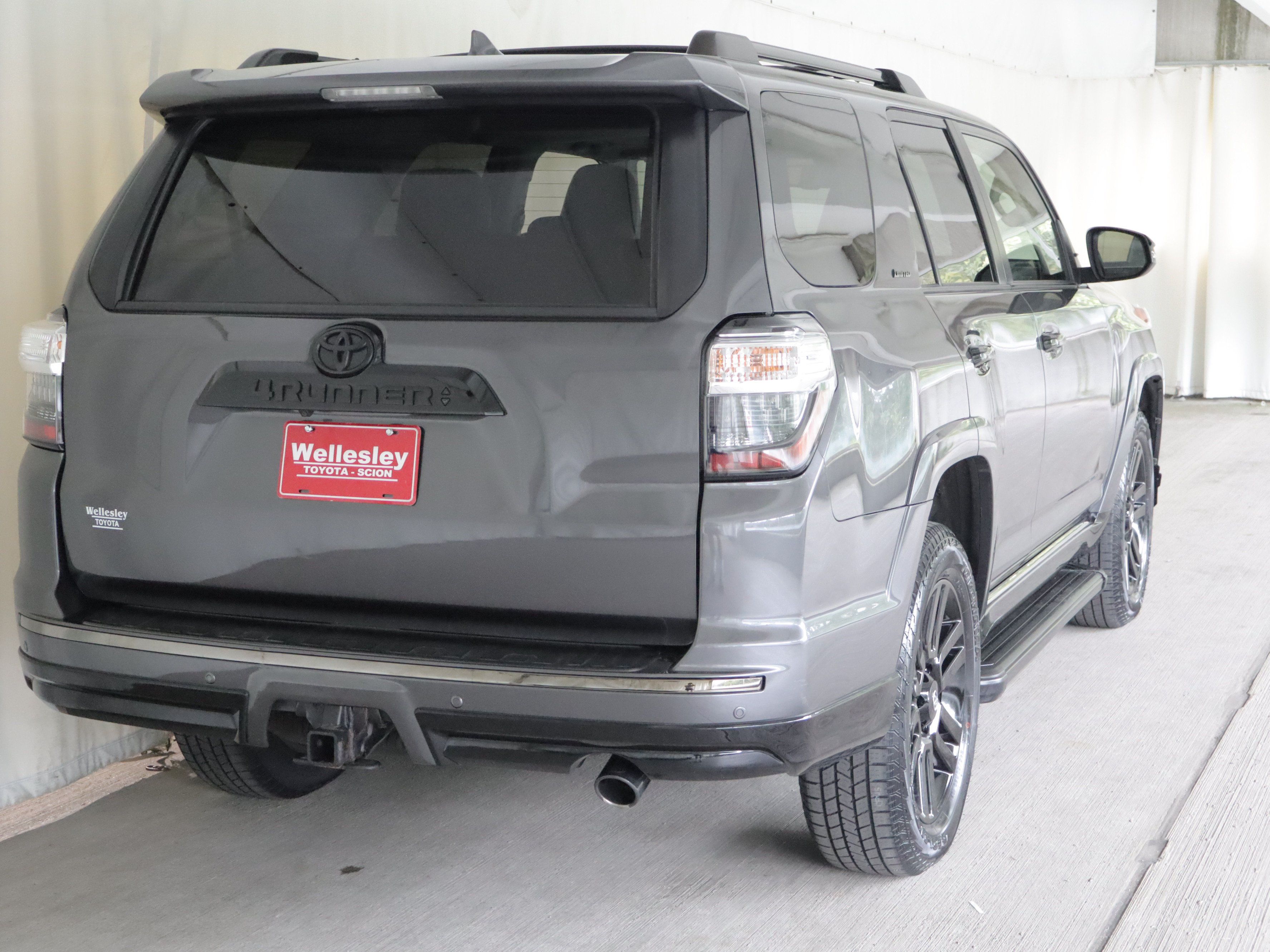 Used 2021 Toyota 4Runner Nightshade AWD/4WD image 8